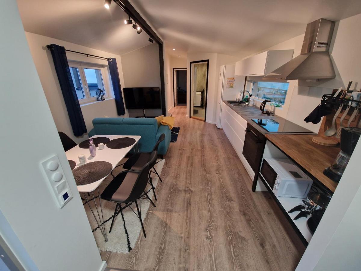 Northern Living 1 Room With Shared Bathroom Тромсьо Екстериор снимка